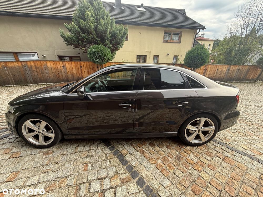 Audi A3 Limousine 1.6 TDI ultra Attraction - 3