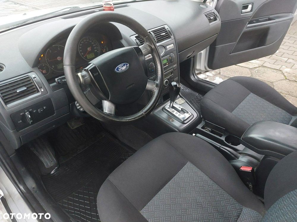 Ford Mondeo - 7