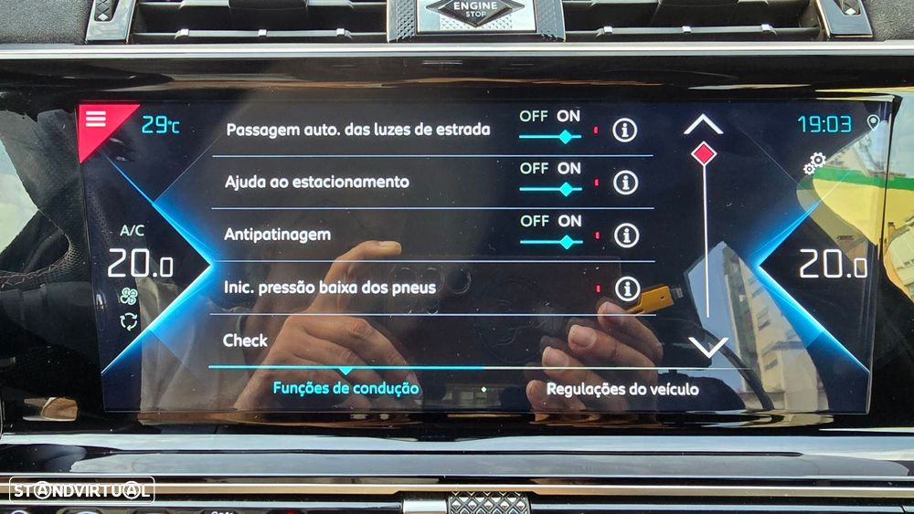DS DS7 Crossback E-Tense Performance Line EAT8 - 28