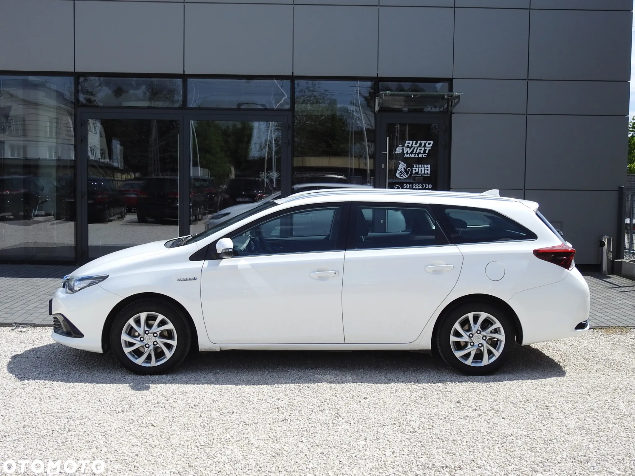 Toyota Auris 1.8 VVT-i Hybrid Automatik Comfort - 6