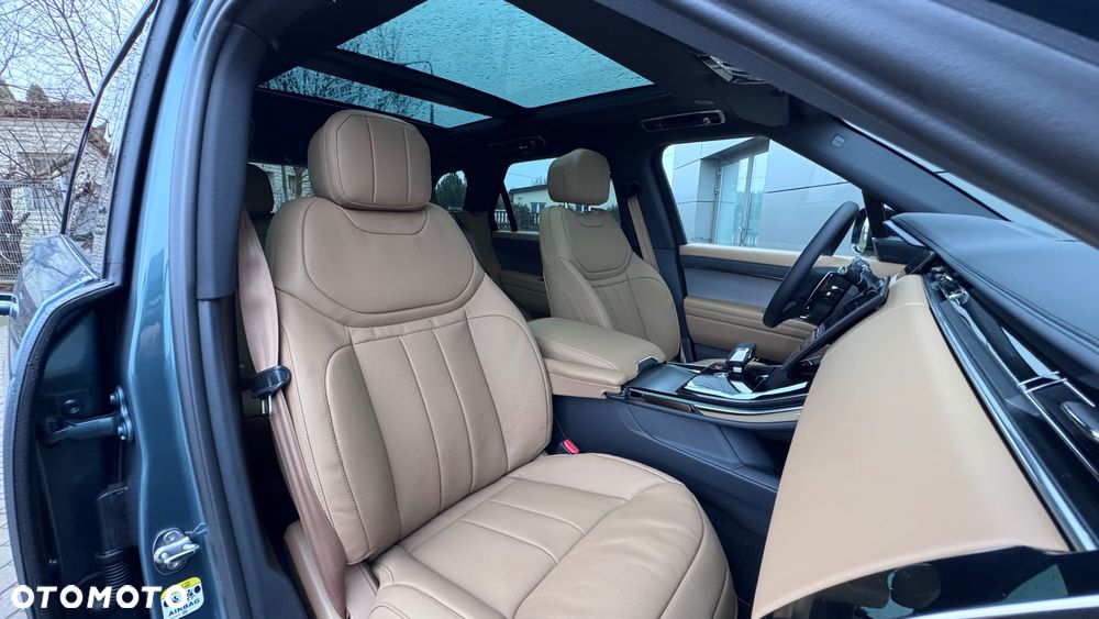 Land Rover Range Rover Sport - 12