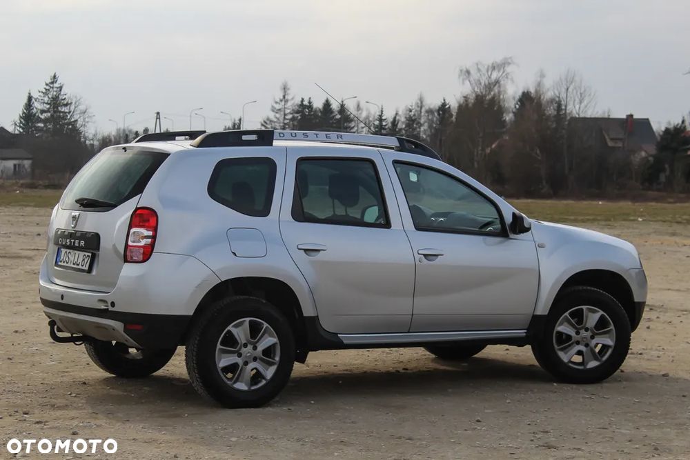 Dacia Duster 1.6 16V 105 4x2 Essentiel - 6