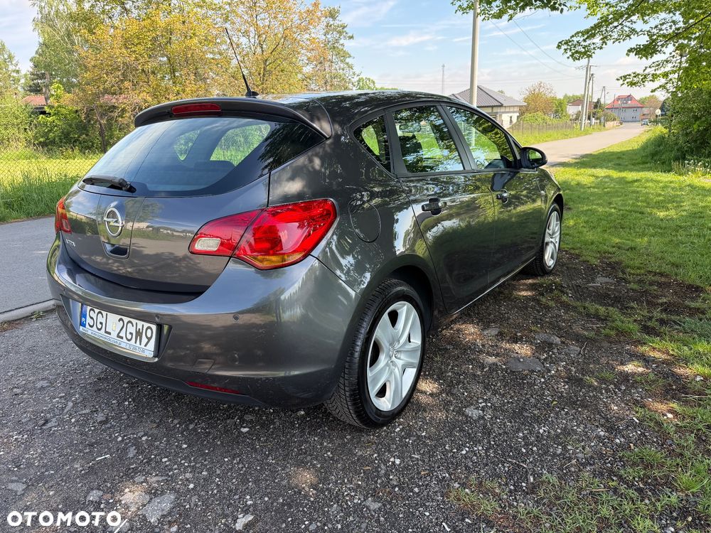 Opel Astra 1.6 Cosmo - 14