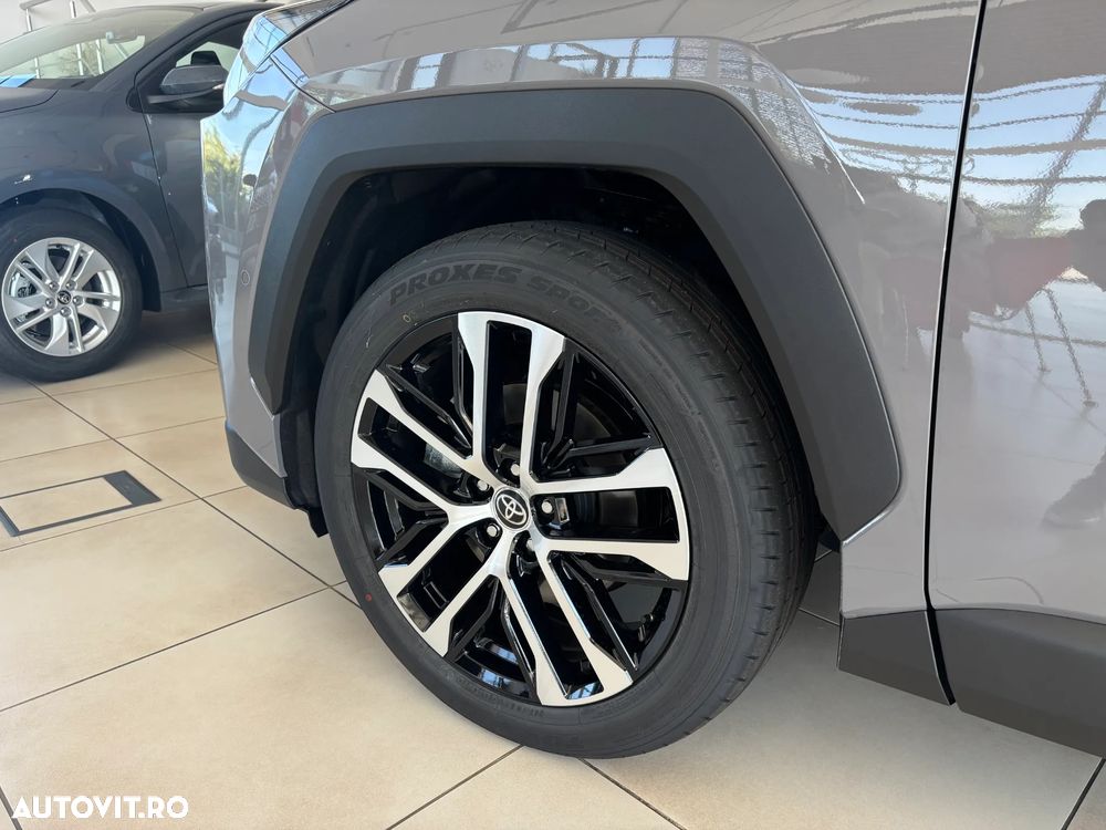 TOYOTA RAV4 2026 — imagine 11