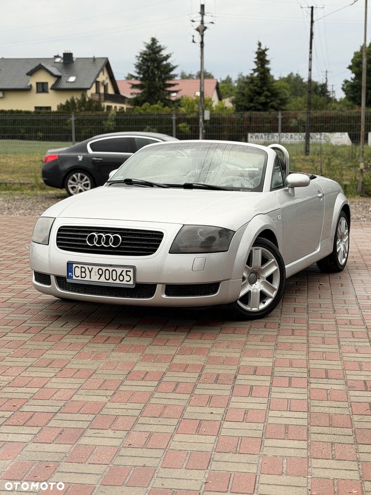 Audi TT Roadster - 1