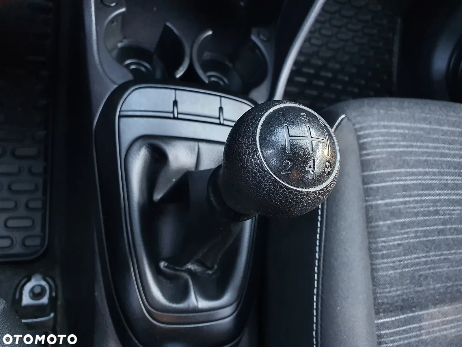 Kia Picanto 1.2 M - 17