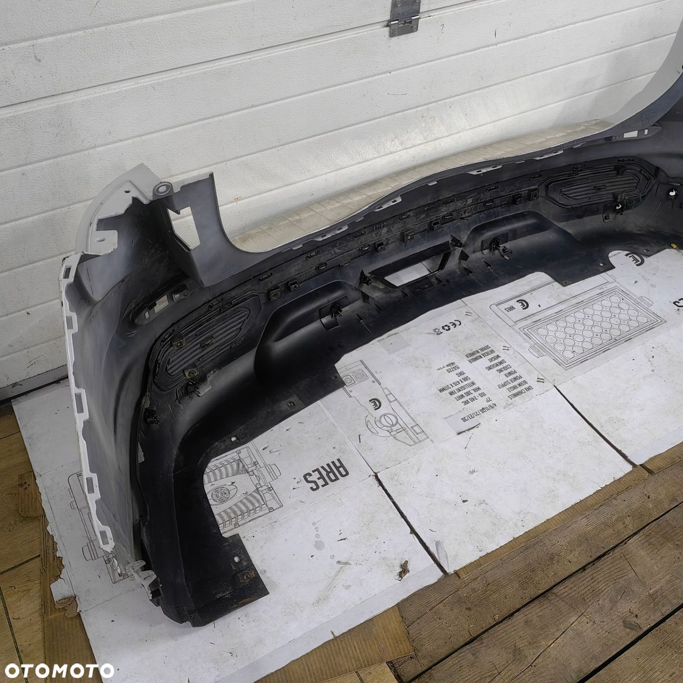 Zderzak RENAULT KOLEOS II 6 PDC TYŁ TYLNY - 6