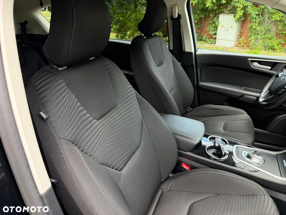 Ford S-Max - 23