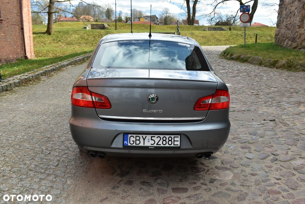 Skoda Superb 3.6 V6 4x4 DSG Elegance - 25