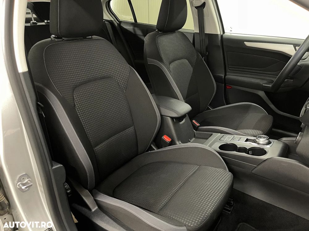 Ford Focus 1.0 EcoBoost Connected - 10