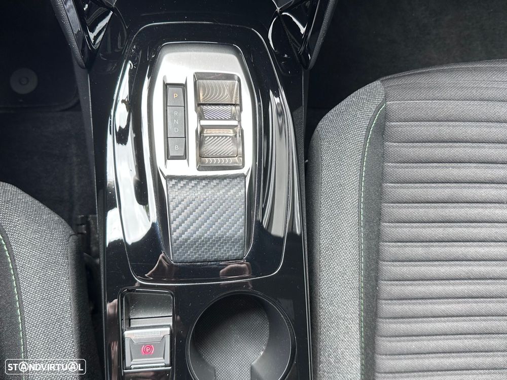 Peugeot e-2008 54 kWh Active - 6