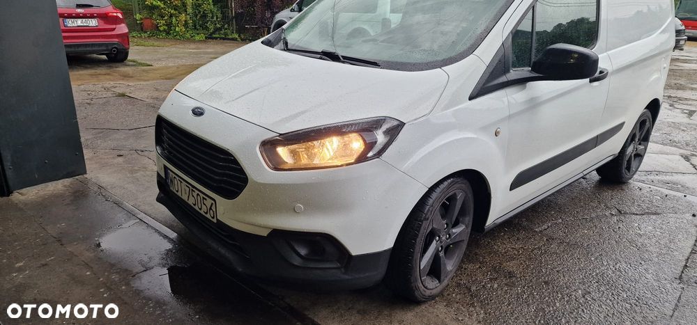 Ford Transit Courier Trend - 11