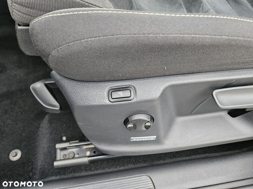 Volkswagen Golf Sportsvan SV 1.4 TSI BMT Highline DSG - 17