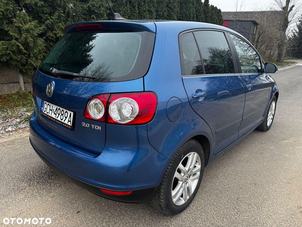 Volkswagen Golf Plus - 11