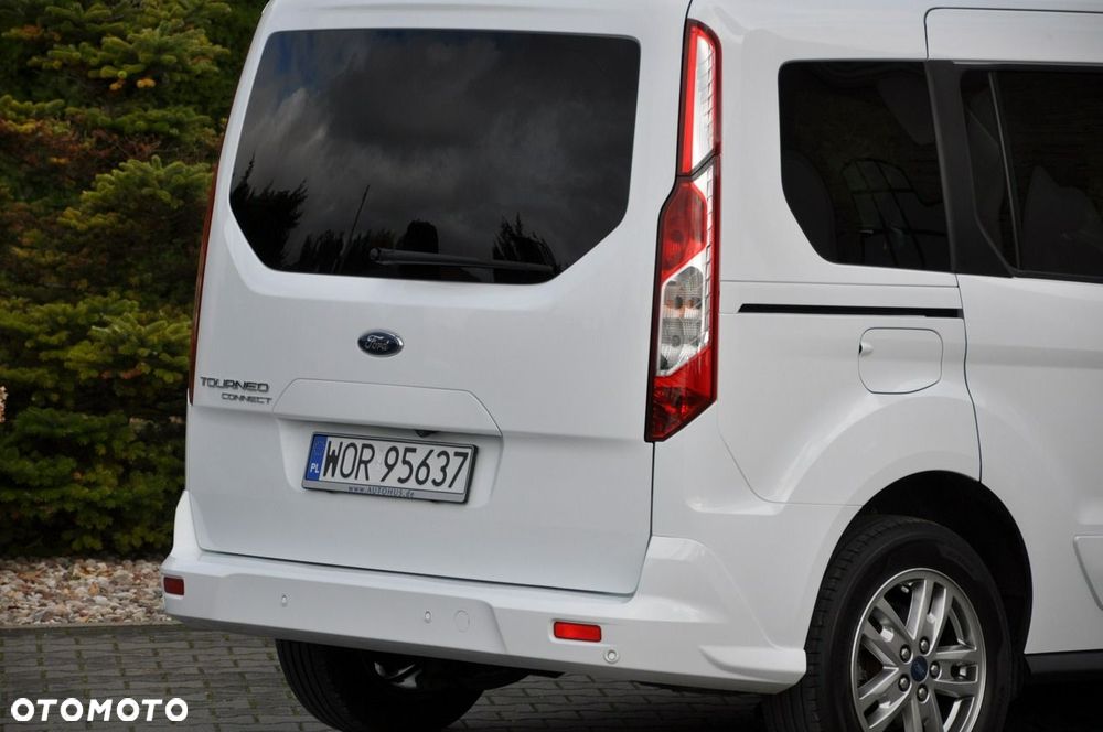 Ford Tourneo Connect 1.5 TDCi Start-Stop Titanium - 17