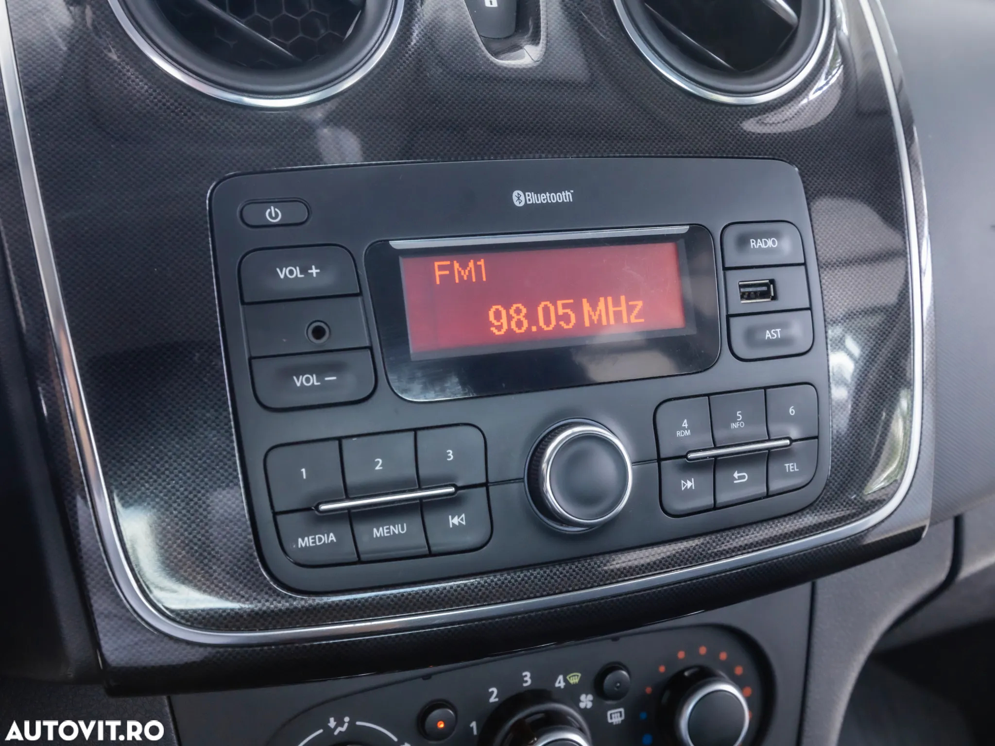 Dacia Logan 1.5 Blue dCi Laureate - 19