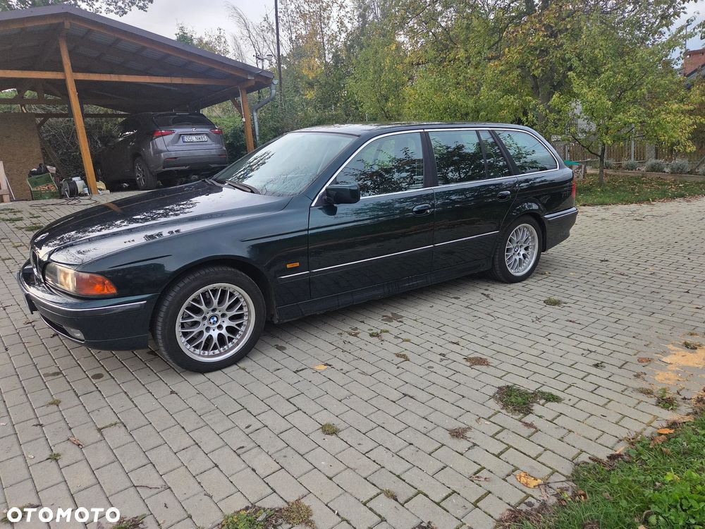 BMW Seria 5 520i - 6