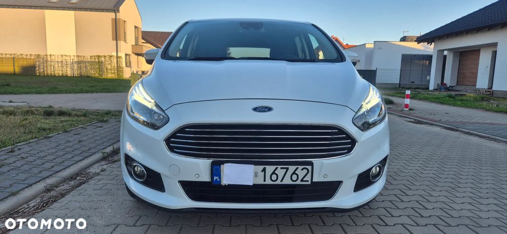 Ford S-Max 2.0 EcoBlue Titanium - 3
