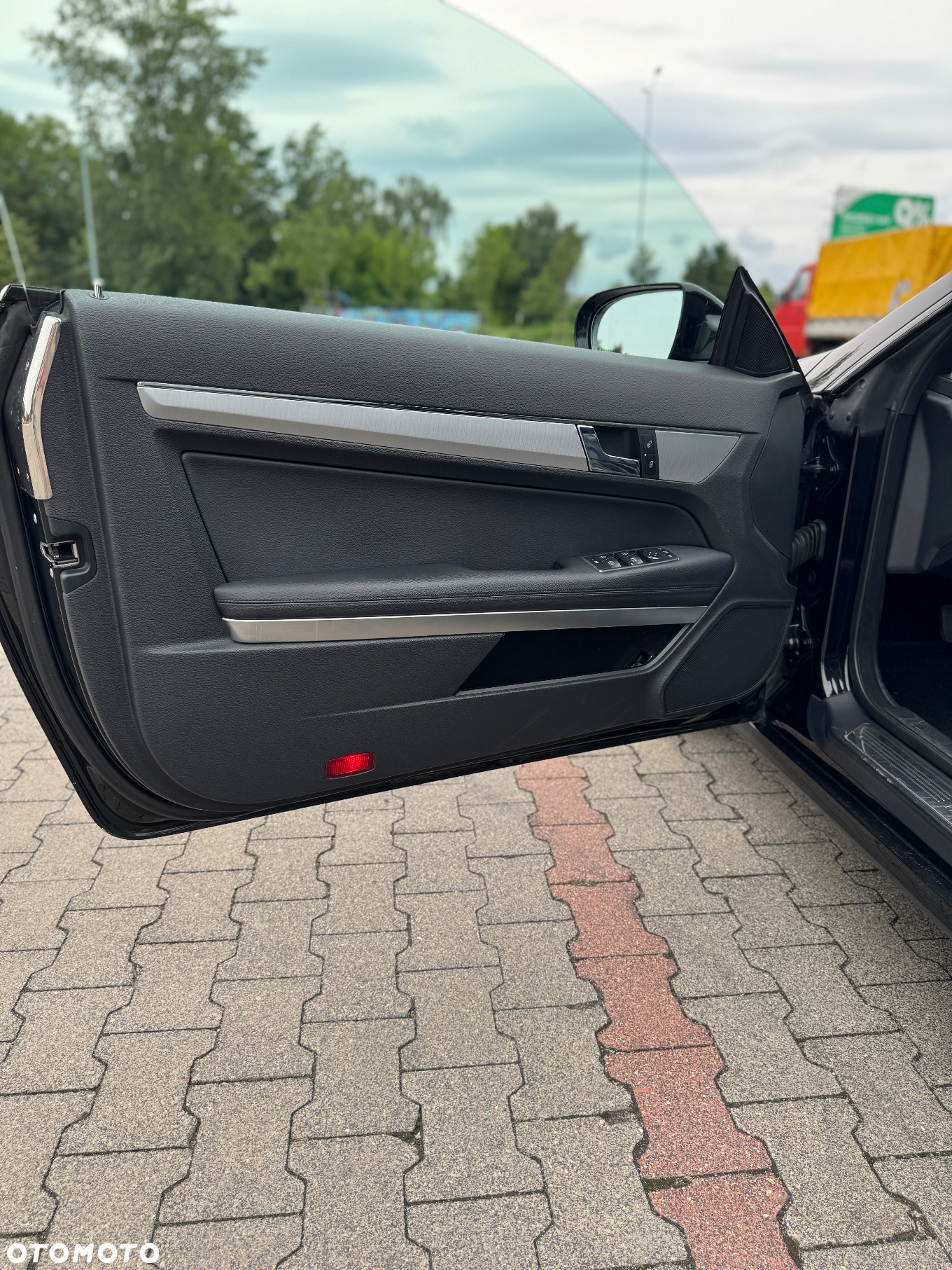 Mercedes-Benz Klasa E 350 CDI BlueEff - 12