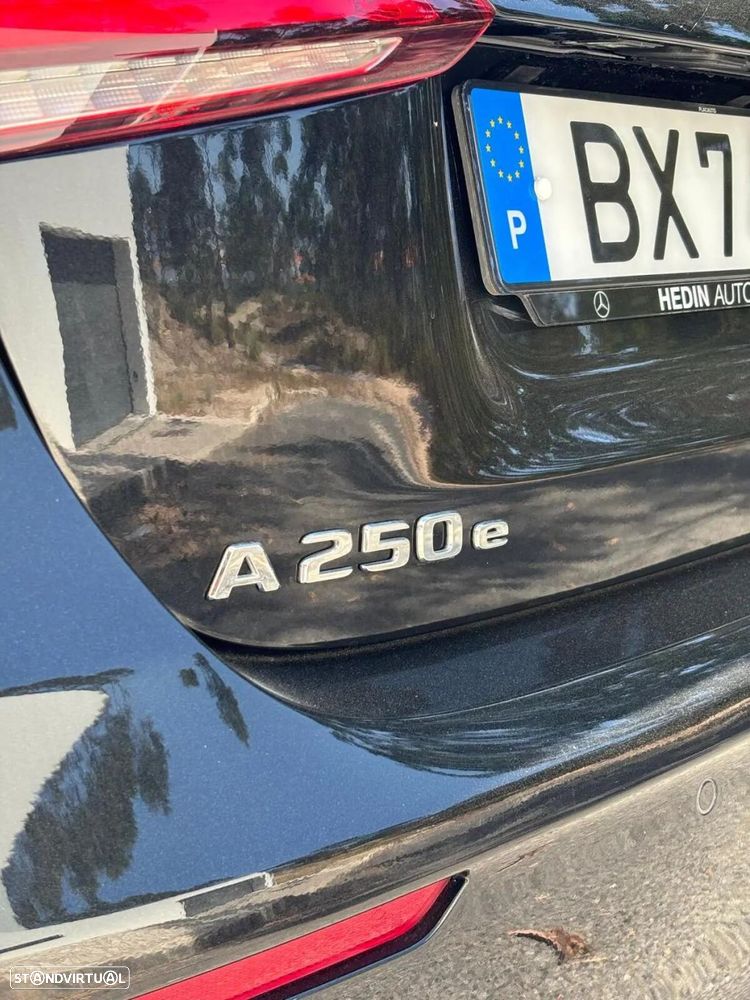 Mercedes-Benz A 250 - 4