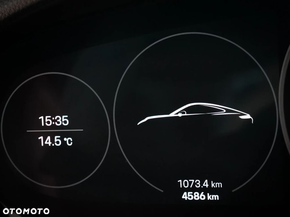 Porsche 911 Carrera GTS - 15
