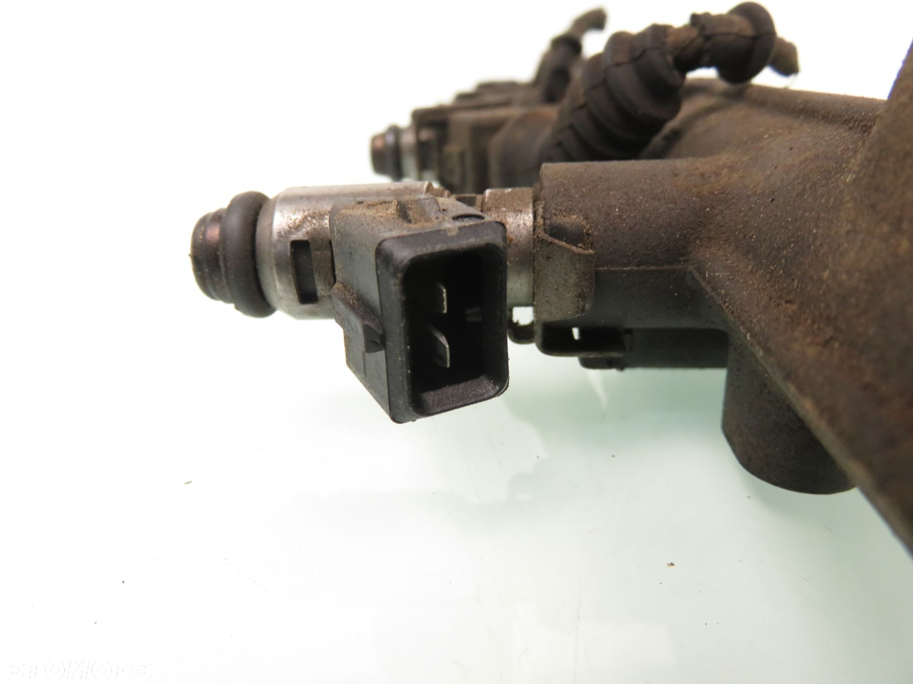 LISTWA WTRYSKOWA FIAT SIENA 1.6 CB135 - 3