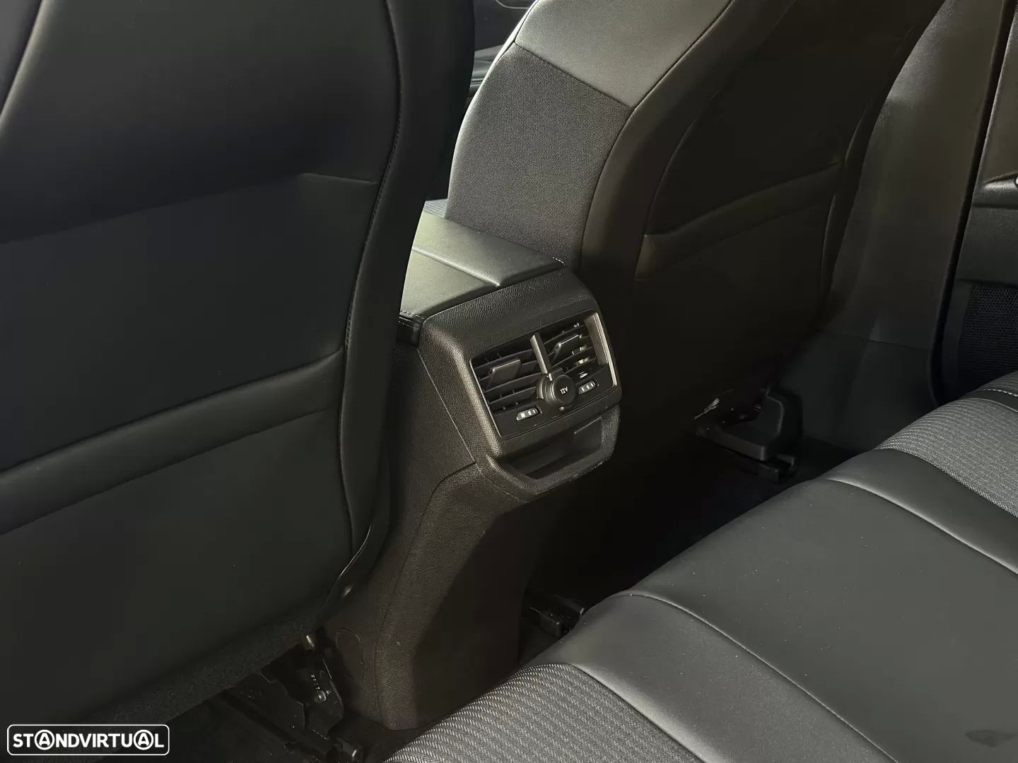 Peugeot 3008 1.2 PureTech Allure Pack EAT8 - 12