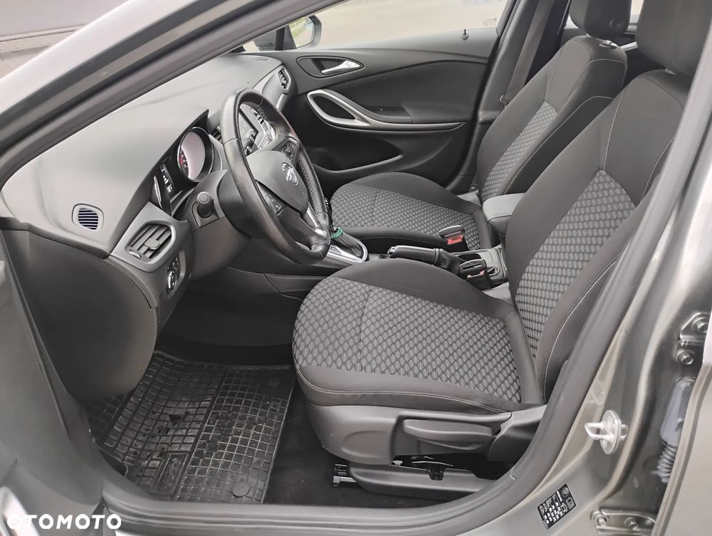Opel Astra 1.4 T Dynamic S&S - 8