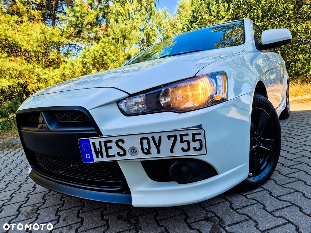 Mitsubishi Lancer 1.8 Intense - 1