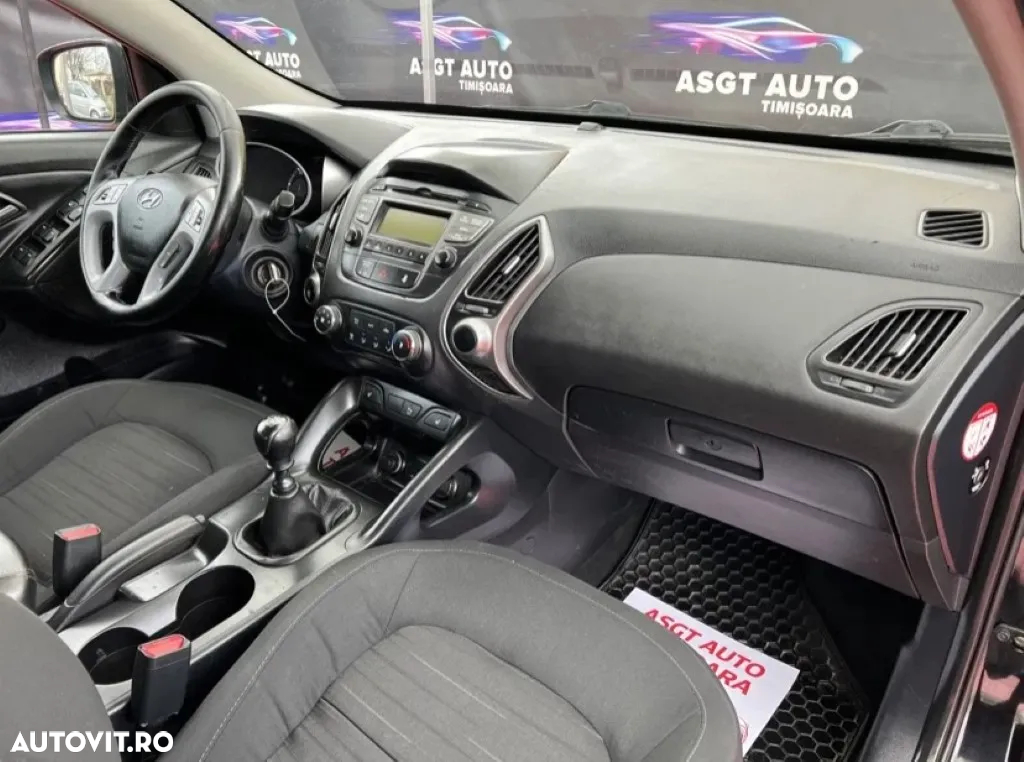 Hyundai ix35 - 12