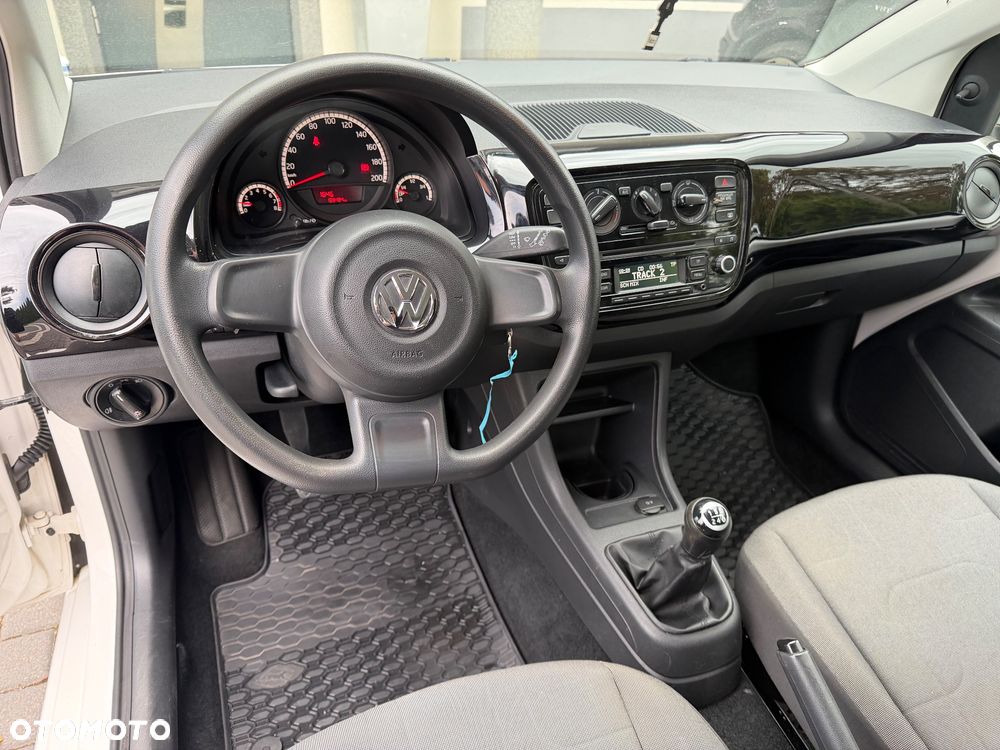 Volkswagen up! United - 14