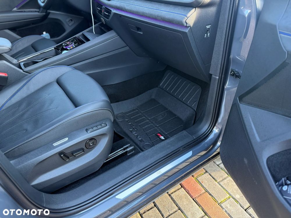 Volkswagen Tayron 2.0 TDI SCR 4MotION DSG R-Line - 18