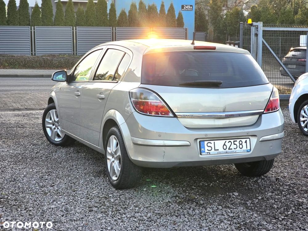Opel Astra 1.4 Enjoy - 10