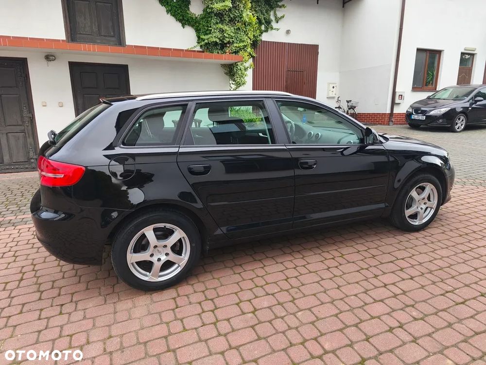 Audi A3 Sportback 1.6 Attraction - 8
