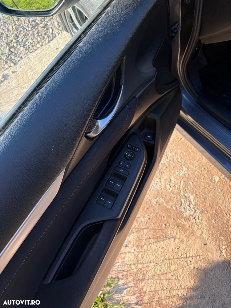 Honda Civic 1.5 VTEC Turbo CVT Elegance Navi - 10