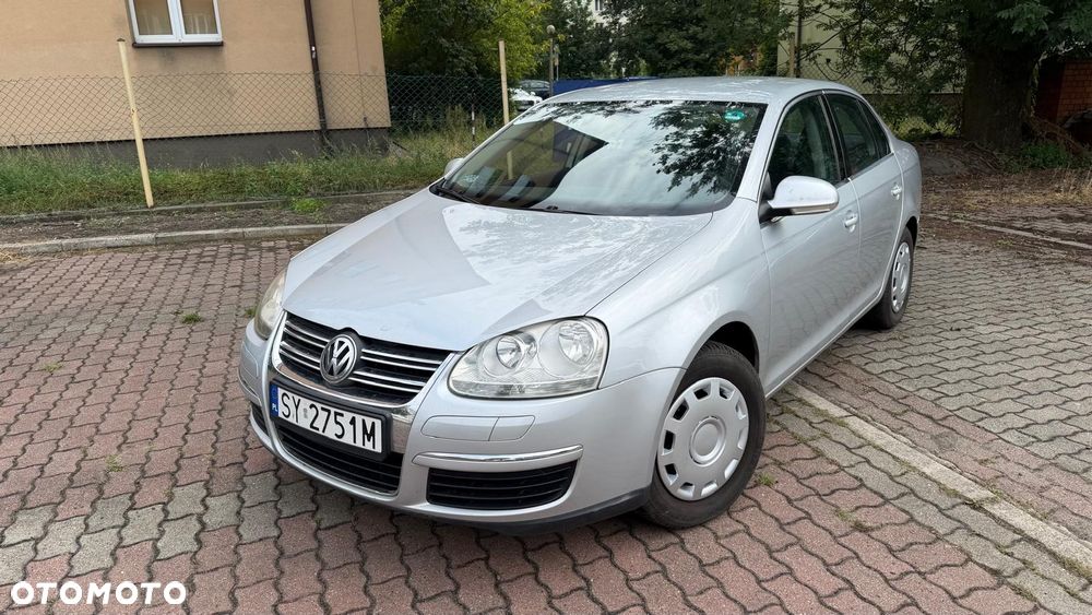 Volkswagen Jetta - 1
