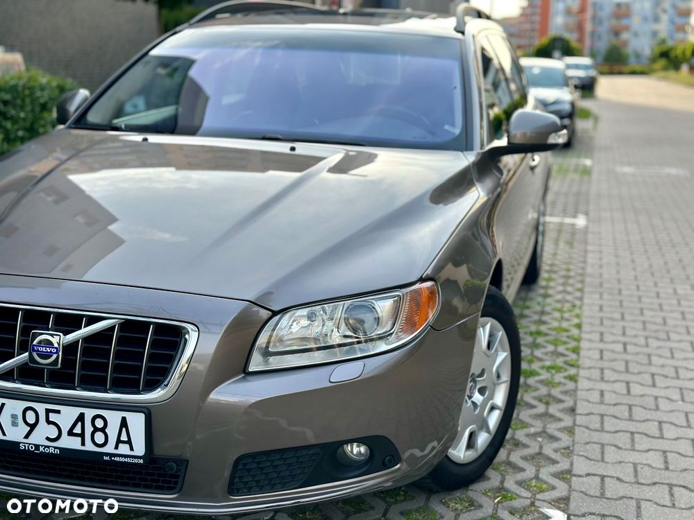 Volvo V70 D5 Summum - 23