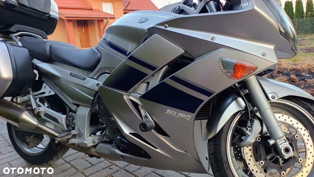 Yamaha FJR - 17