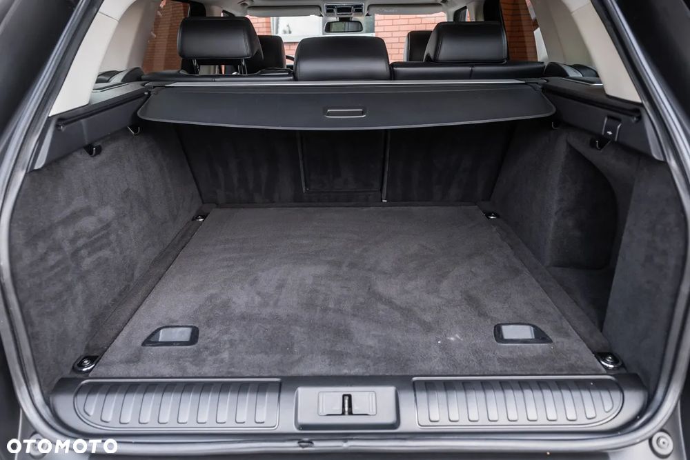 Land Rover Range Rover Sport 3.0 V6 HSE Dynamic - 28