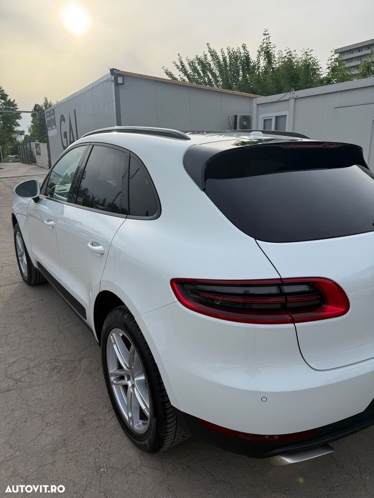 Porsche Macan Standard - 10