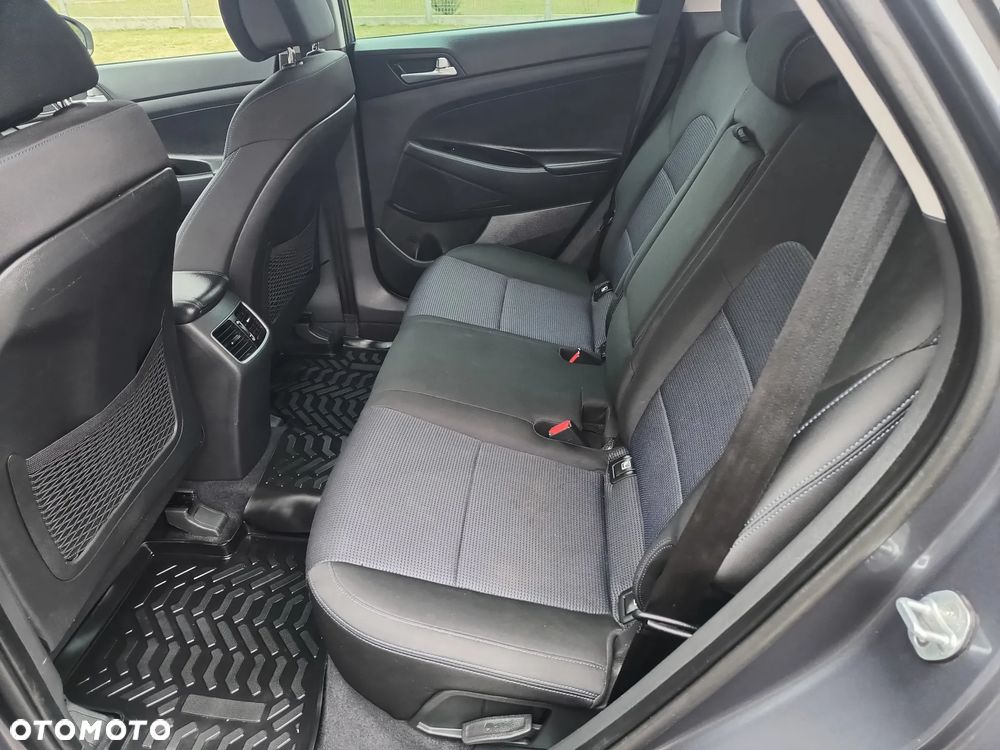 Hyundai Tucson 1.6 GDI BlueDrive Comfort 2WD - 9