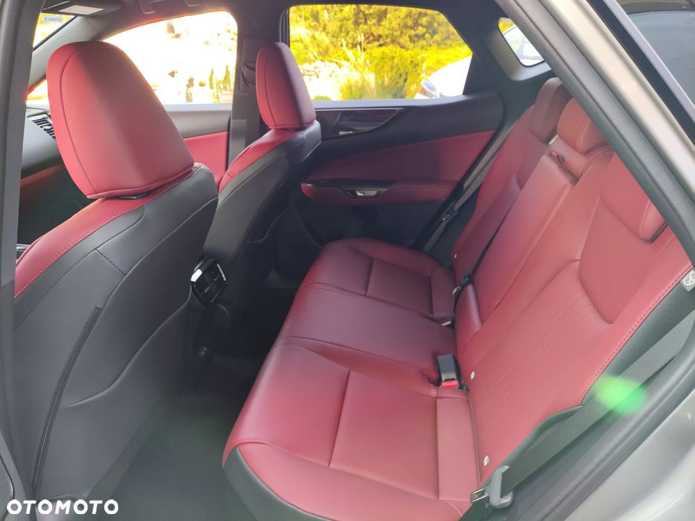 Lexus NX 350h Prestige AWD - 11