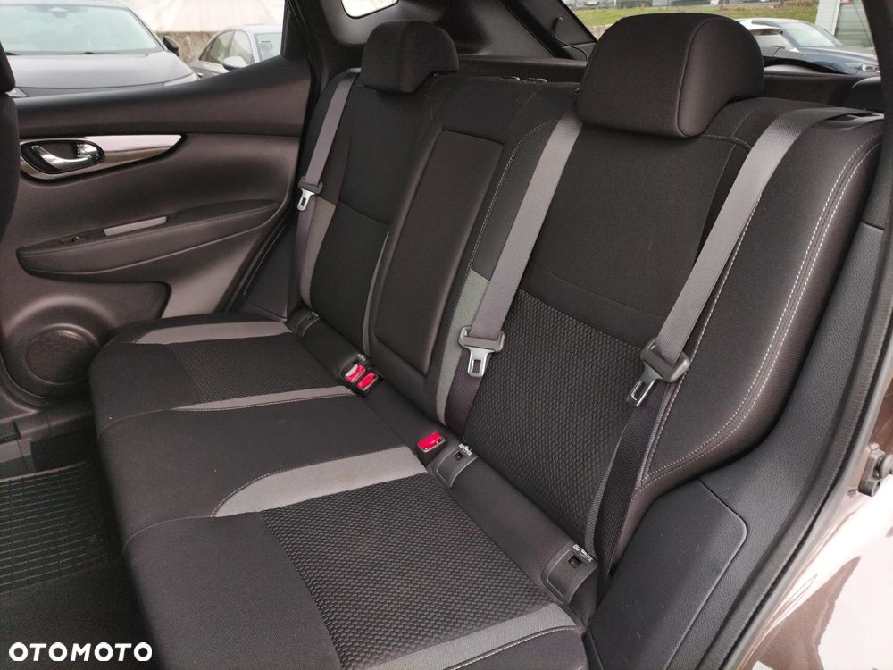 Nissan Qashqai 1.3 DIG-T N-Style EU6d - 16