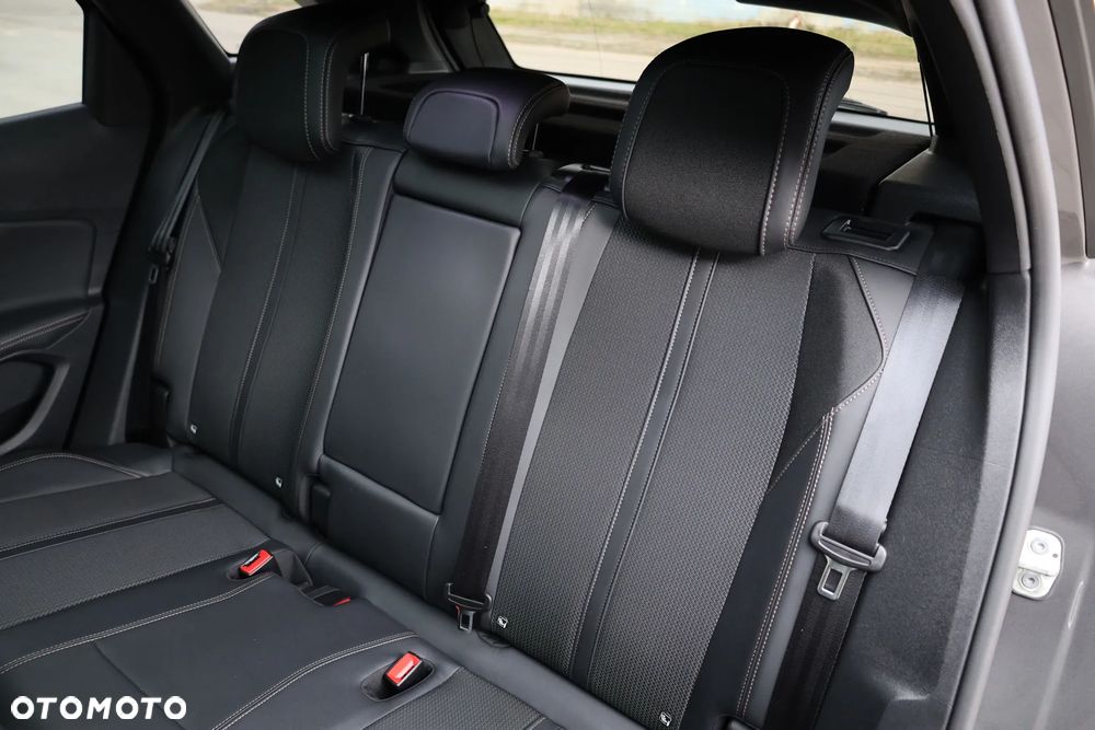 Peugeot 3008 225 e-EAT8 GT Pack - 21