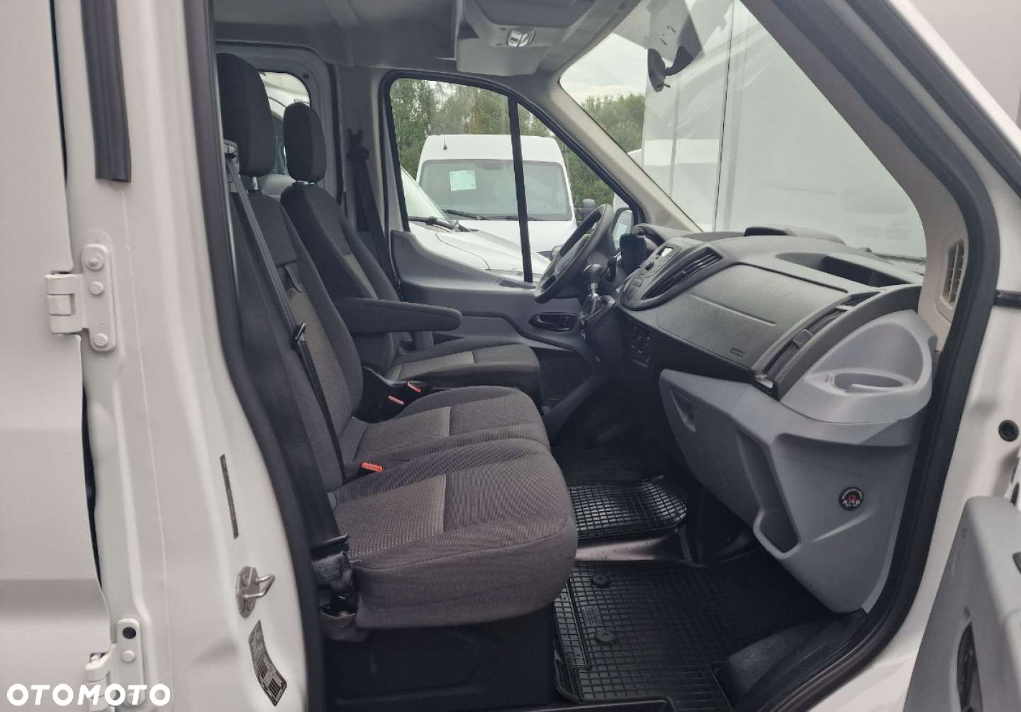 Ford Transit - 8