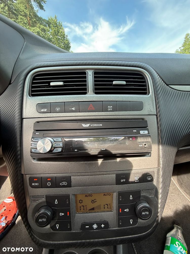 Fiat Grande Punto - 19