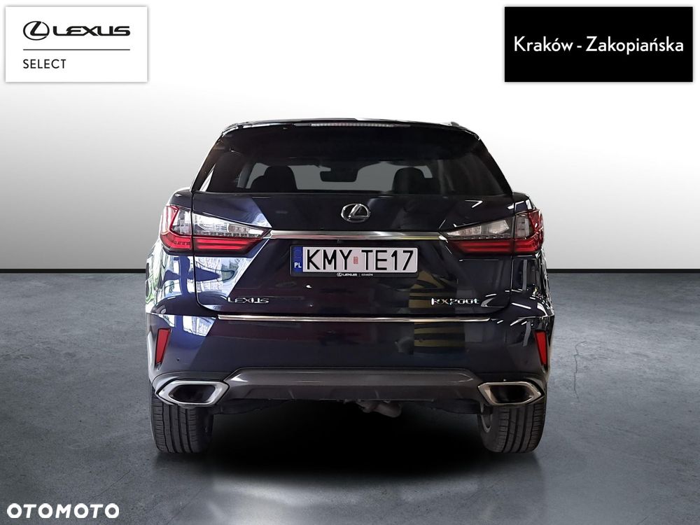 Lexus RX - 9