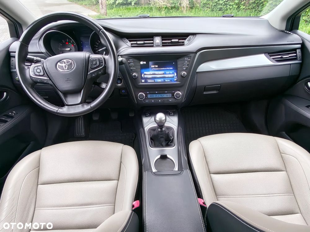 Toyota Avensis 1.8 Selection - 20