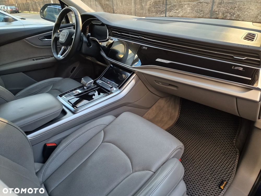 Audi Q7 - 16