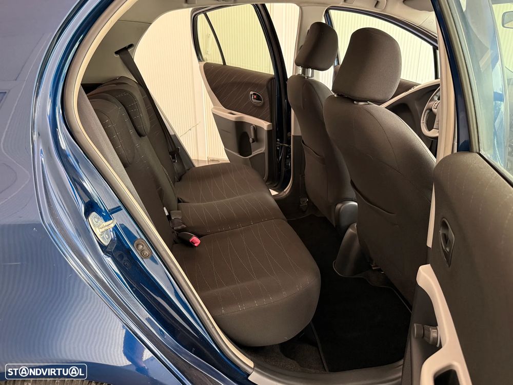 Toyota Yaris 1.0 VVT-i Cool Edition - 11